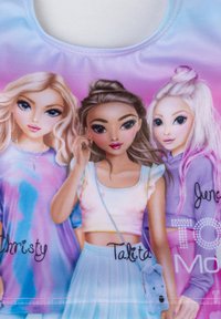 Graphic design featuring three animated characters on a multicolored gradient background. The characters wear casual clothing with detailed facial features.