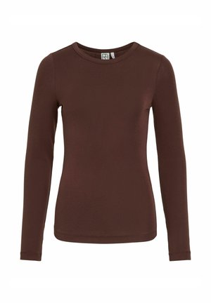 Braunes langärmeliges Shirt aus einem weichen, dehnbaren Stoff mit rundem Halsausschnitt und taillierter Passform. Glatte Textur; keine Muster oder sichtbare Hardware.