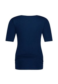 Mörkblå kortärmad topp med rund halsringning och insamlad sidodetalj. Tillverkad av ett mjukt, elastiskt tyg för komfort.