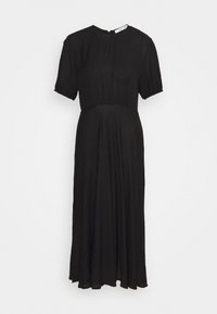Vestido negro con mangas cortas abullonadas, escote redondo y un cuerpo ajustado que fluye hacia una falda de largo medio con un tejido texturizado.