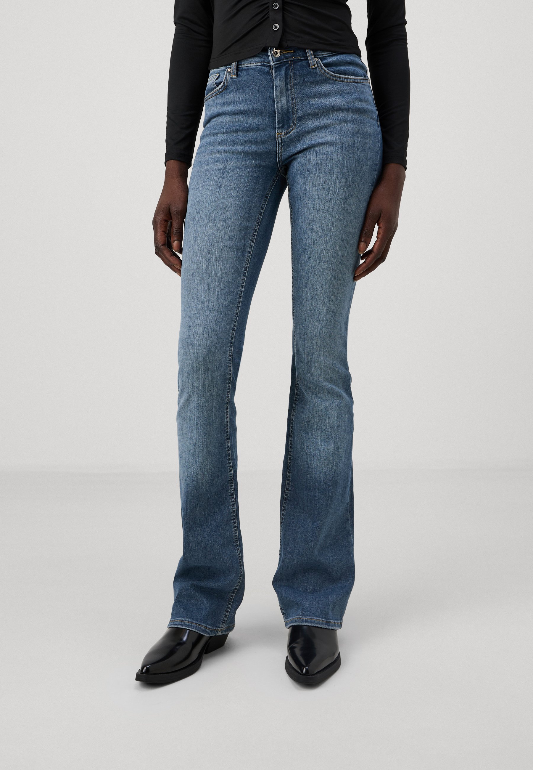 Bootcut Outlet Only Ebba Low Bootcut Jeans ONLY Tall ONLBLUSH