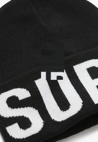 Superdry & Co BRANDED - Muts - black