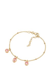 Guldarmband med tre rosa stenar i varierande storlekar, inställda i runda metallfästen, med en kräfta clasp och justerbar förlängning.