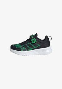 Δεν επιλέχθηκε, core black core black ftwr white