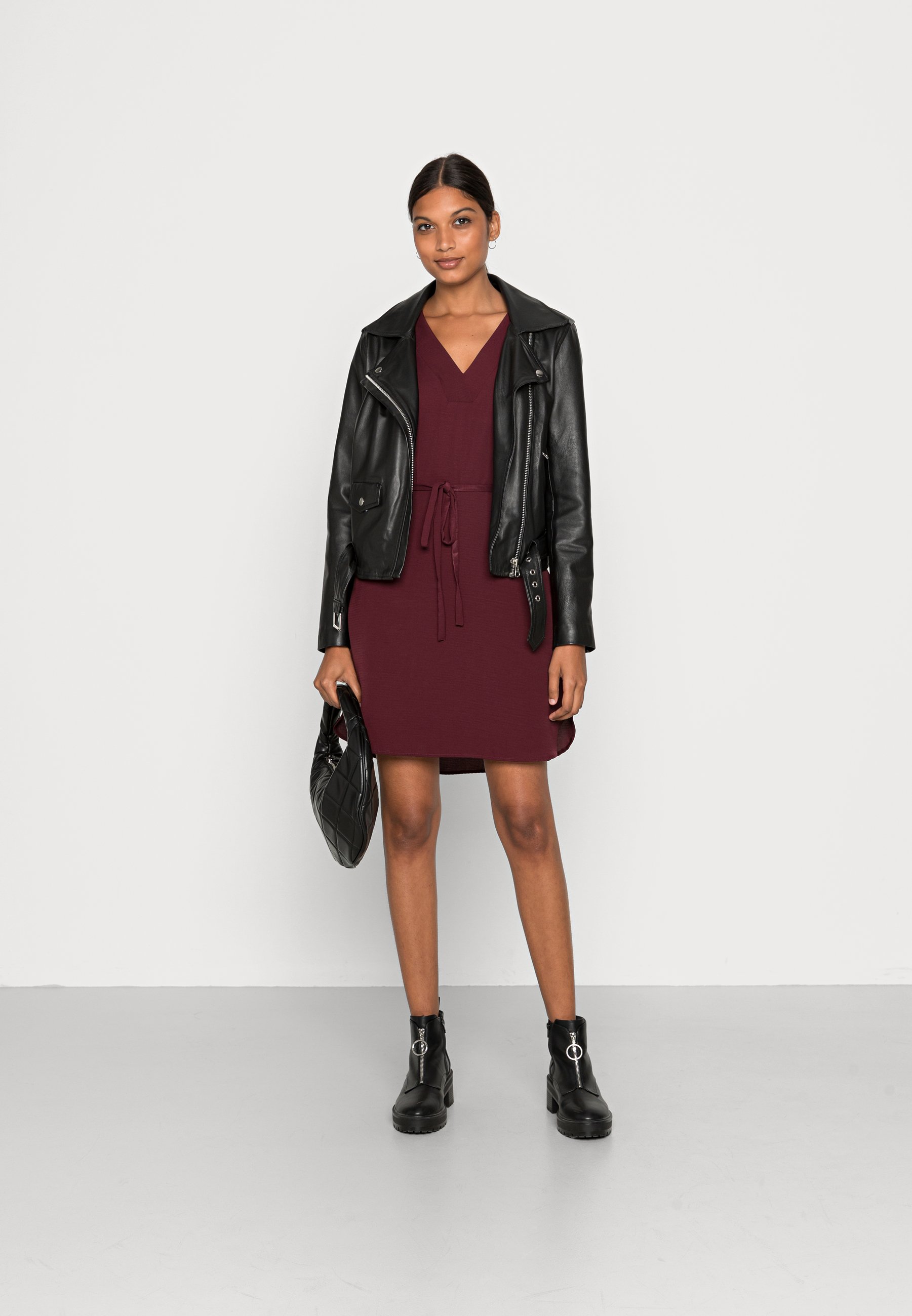 Vila VIJAHULA BELT DRESS - Day dress 