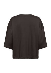 Dunkelbraunes, oversized T-Shirt mit kurzen Ärmeln, Rundhalsausschnitt und glatter Textur. Es hat einen lässigen Schnitt und keine sichtbaren Marken oder Akzente.
