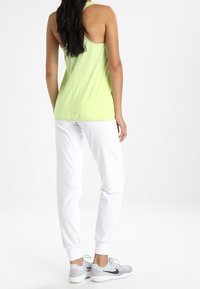 Venice Beach Träningsbyxor - white