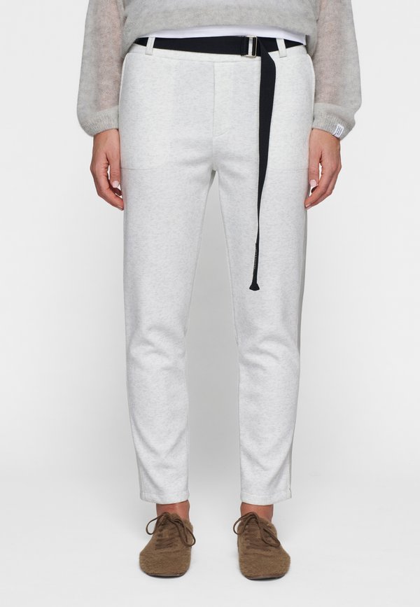 BOTTOMS BELTED - Stoffhose