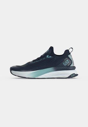 EA7 Emporio Armani, CRUSHER SONIC UNISEX - Маратонки - mb503