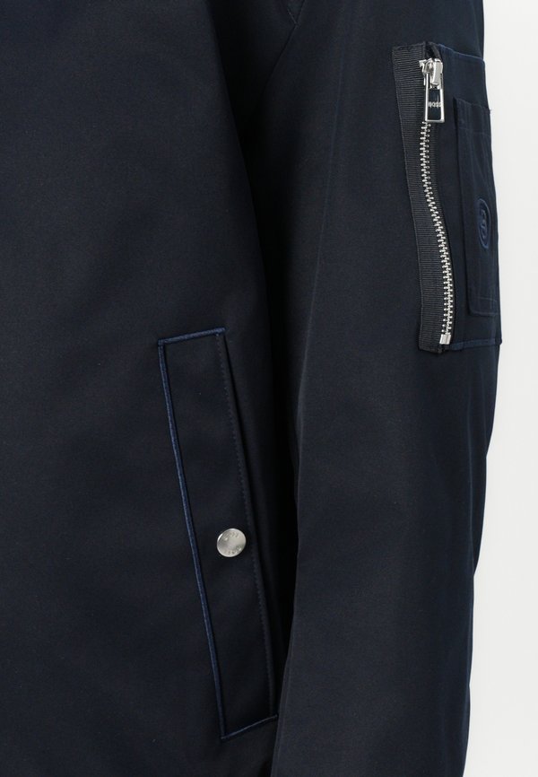 COMBER - Bomber Jacket3