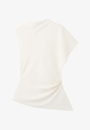 Asymmetrische witte mouwloze top met gedrapeerd zijdetail en een hoge halslijn, gemaakt van glad, lichtgewicht stof.