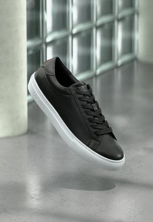 THEODOR  - Sneakers laag - black/white