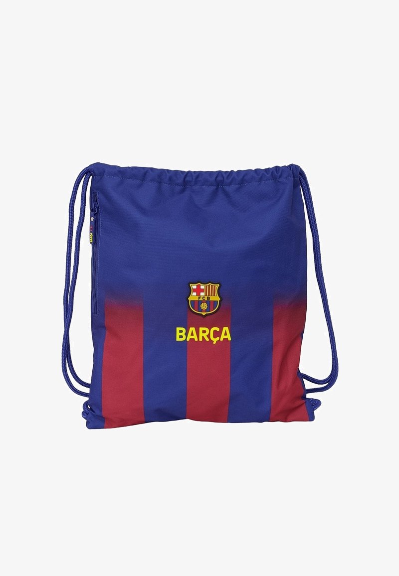 Woreczek sznurkowy w niebiesko-maronowej tkaninie, z pionowymi paskami, emblematem logo i wyraźnym napisem "BARÇA". Gładka faktura.