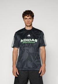 adidas Sportswear T-shirt print - multicolor/carbon/black