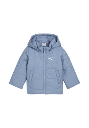 Hellblau gepolsterte Jacke mit Kapuze, Frontreißverschluss, zwei Seitentaschen und einem weißen Logo auf der linken Brust, mit gestickten Details.