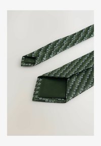 Geselecteerd, green and white