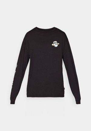 Maglietta nera a maniche lunghe con una grafica di un personaggio con un cappello di paglia sul petto e testo bianco lungo una manica.