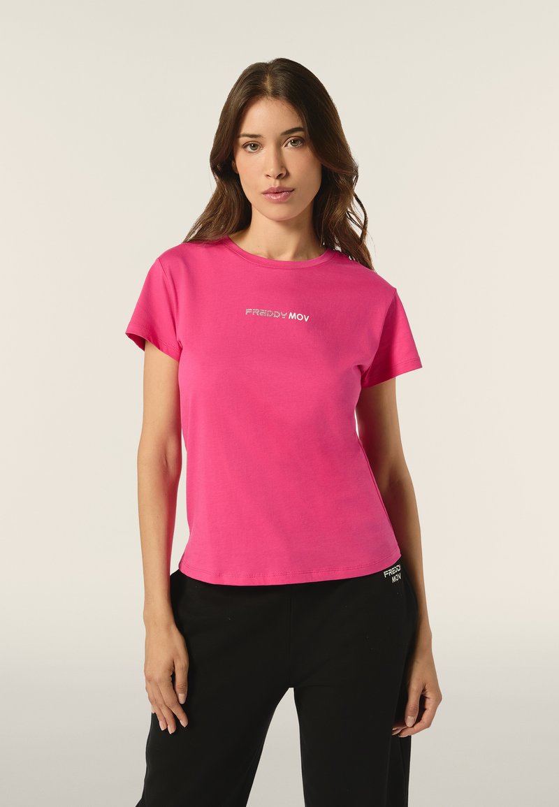 Freddy GIROCOLLO  - Camiseta estampada - beetroot purple