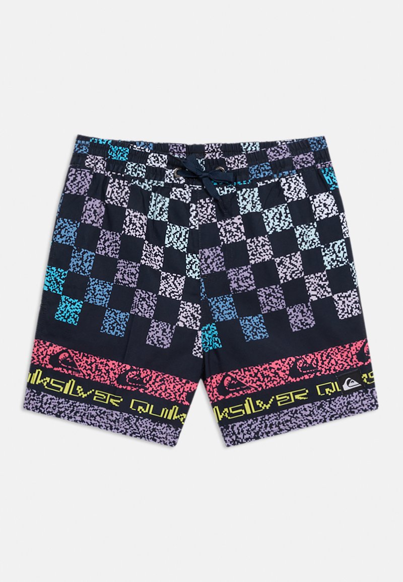 Ανδρικό μαγιό σορτς με πολύχρωμο πιξελιασμένο σχέδιο σκακιέρας, με κορδόνι στη μέση και οριζόντιες λωρίδες με το λογότυπο Quiksilver κοντά στο τελείωμα.