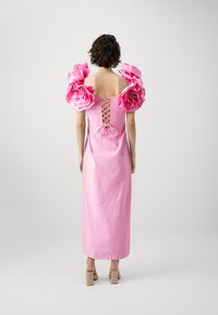 YAURA IFEDE DRESS - Kokteilinė suknelė / vakarėlių suknelė - pink