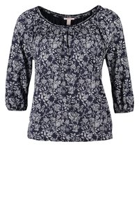 Blusa azul marina con estampado floral en blanco, cuello redondo y mangas 3/4 con puños fruncidos. Fabricada en tela ligera.