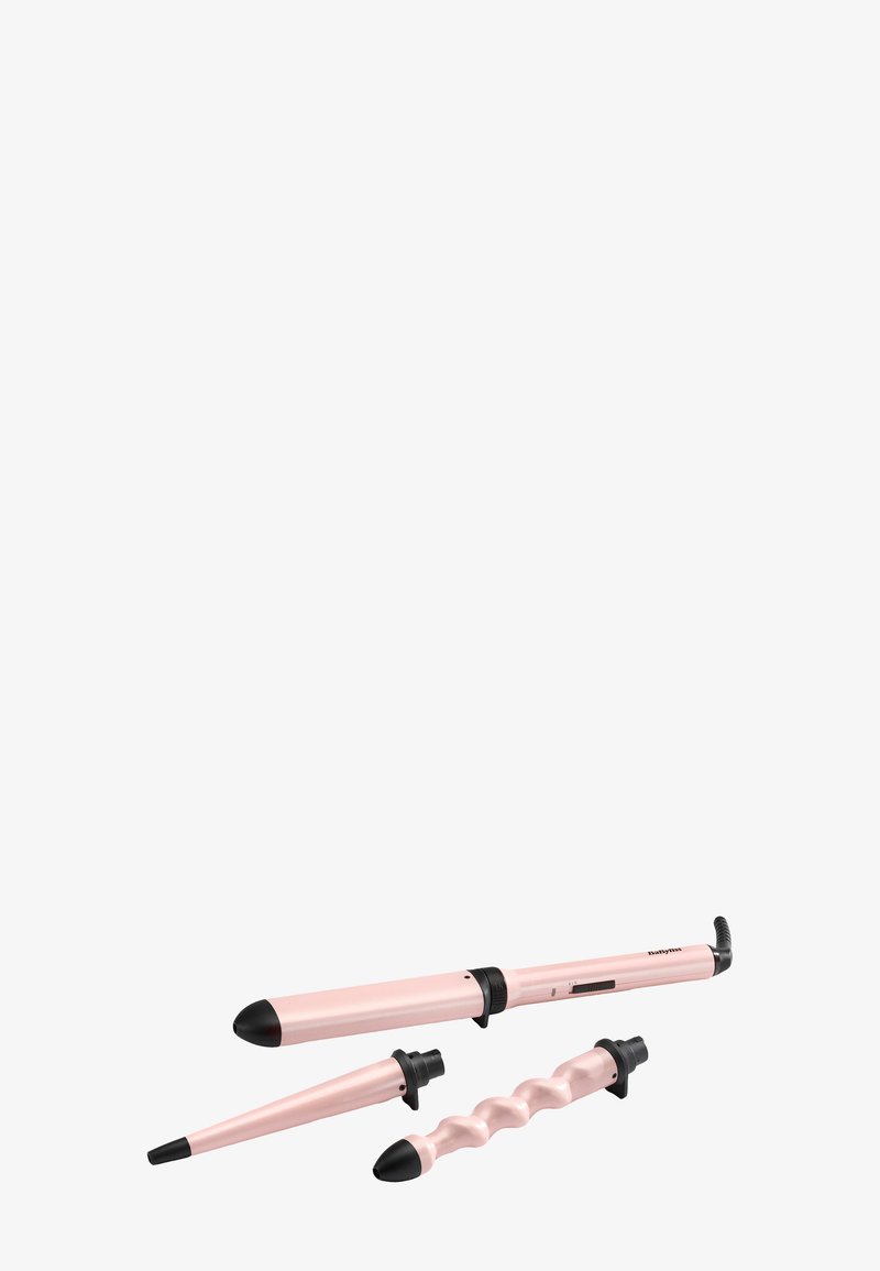 Set di ferro arricciacapelli con tre barilotti intercambiabili. Caratterizzato da un elegante design in metallo rosa, accenti neri e un barilotto spiralato testurizzato per ricci definiti.