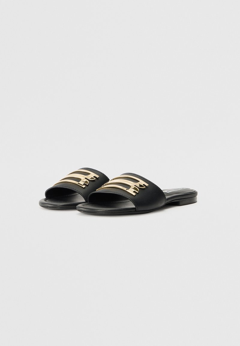 Victoria Beckham Platt slip-in - black