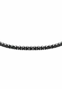Bracciale in pietra nera con pietre tagliate a quadrato incastonate in una catena di metallo argentato lucido, che presenta un design elegante e simmetrico.