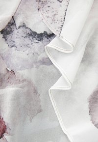 Next Pusero - grey black abstract print