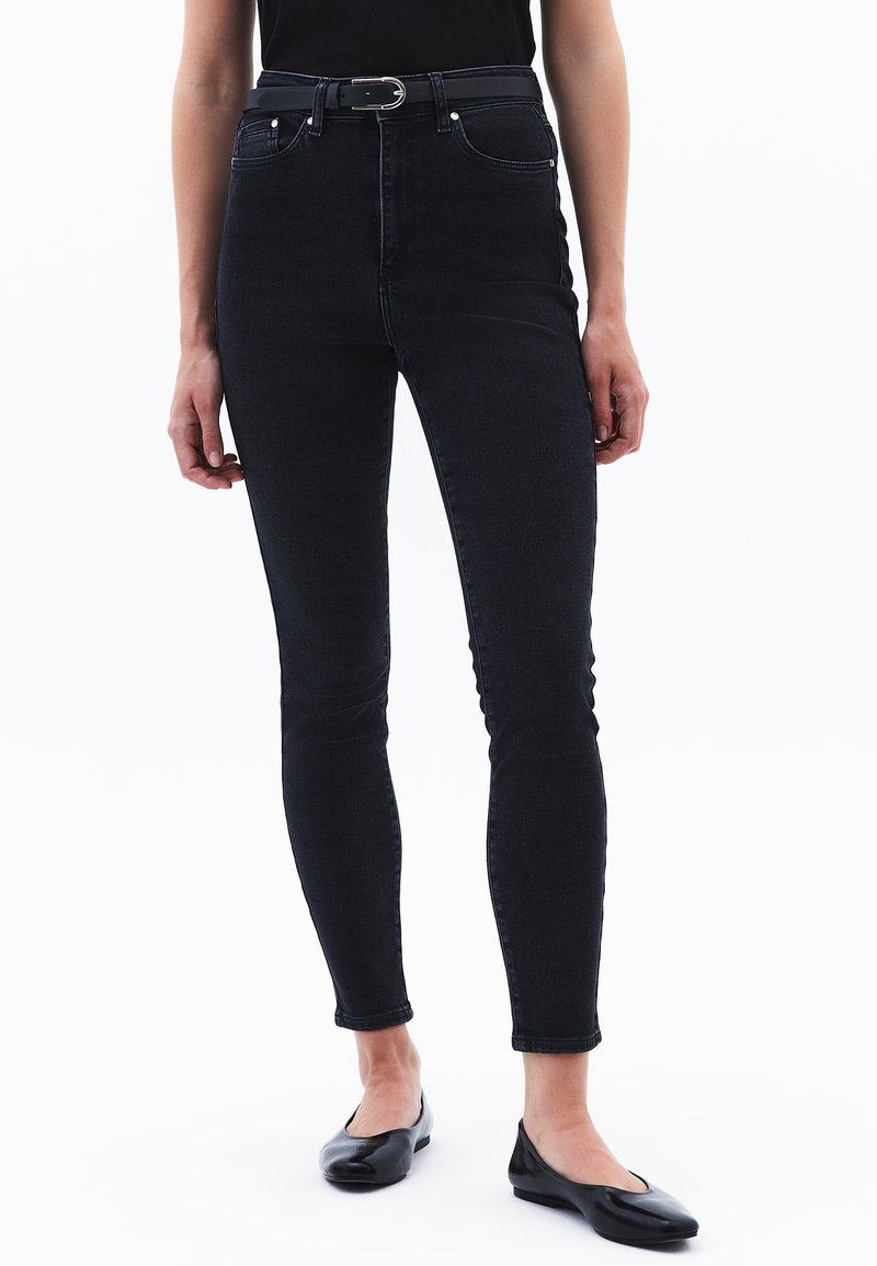 OXXO MIT HOHER TAILLENFORM - Vaqueros pitillo - black denim
