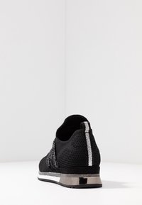 Marco Tozzi Sneaker low - black