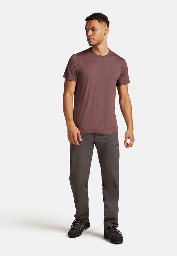 TECH LITE - Basic T-shirt - carob2