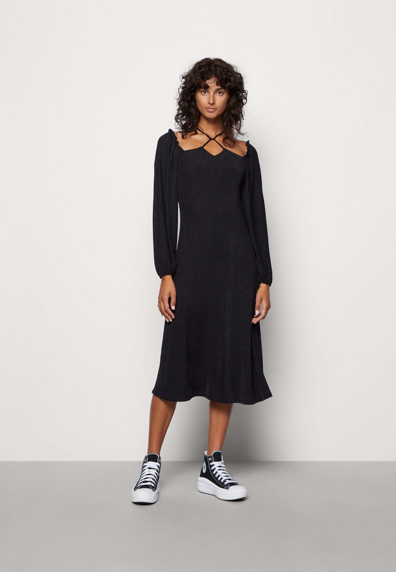 Hollister Co. TIE HALTER PARTY DRESS Jersey dress black Zalando.co.uk