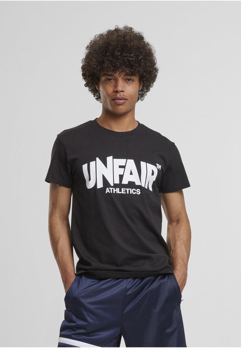 UNFAIR ATHLETICS CLASSIC LABEL - T-Shirt print - black/schwarz - Zalando.at