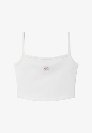 Biała krótka kamizelka na cienkich ramiączkach z małą czerwoną i czarną naszywką z logo "ck" umieszczoną centralnie w pobliżu dekoltu.