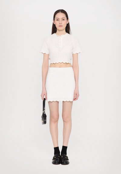sandro T-shirts - blanc