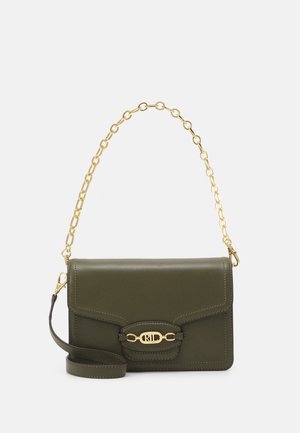 SHOULDER MEDIUM - Kabelka - classic olive