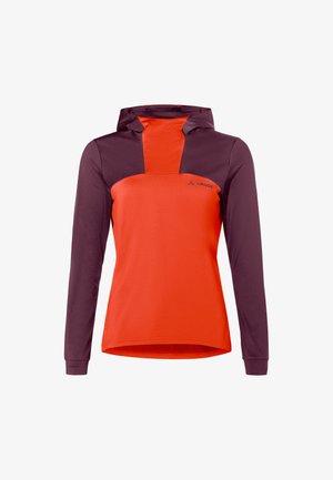 Hooded langmouwshirt met een levendig oranje voorkant en donkere paarse mouwen. Gladde textuur met contrasterende kleurvlakken en logo-detail.