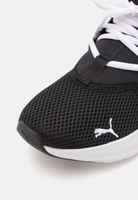 Puma ENZO EVOLVE - Zapatillas running asfalto - black/white