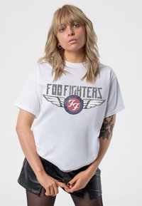 Paradiso Clothing FOO FIGHTERS FLASH WINGS - Print T-shirt - white