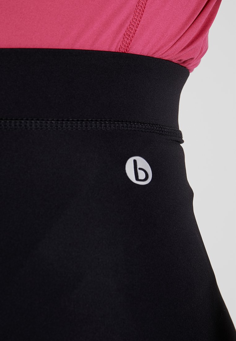 postnatal compression leggings