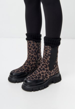 Zimní obuv - leopard