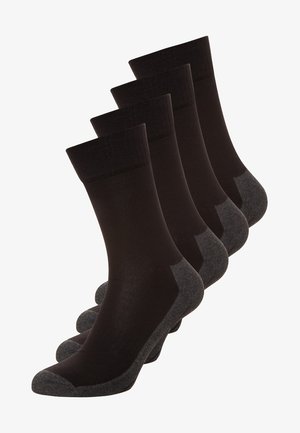 Calcetines negros hasta el tobillo con el talón y la punta grises. Fabricados con un tejido suave, tienen un puño acanalado para un ajuste seguro. Paquete de cuatro.
