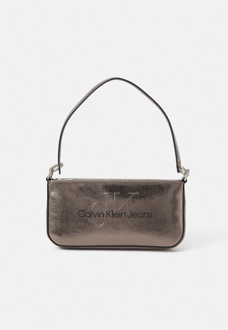 Calvin Klein Jeans SCULPTED SHOULDER POUCH TUM - Käsilaukku - gunmetal