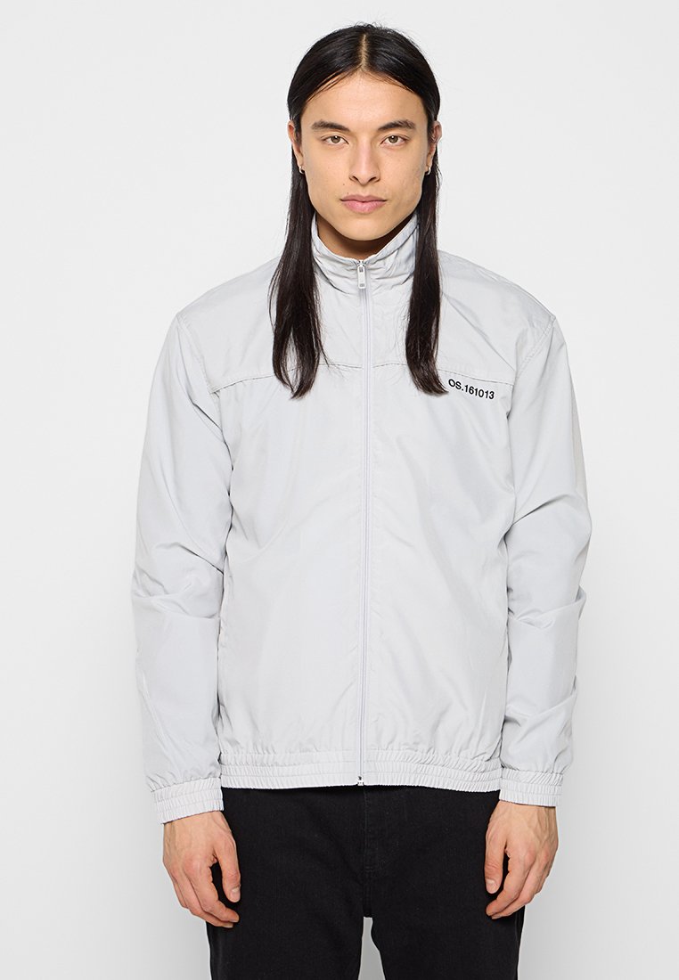 Chaqueta fina