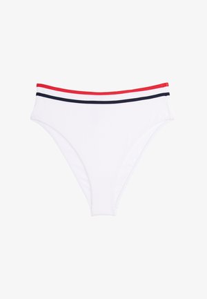 Bílé bikiny spodní část s ribovanou texturou, se červeno-námornickým pruhovaným pasem. Klasický střih s vysokými nohavicemi.