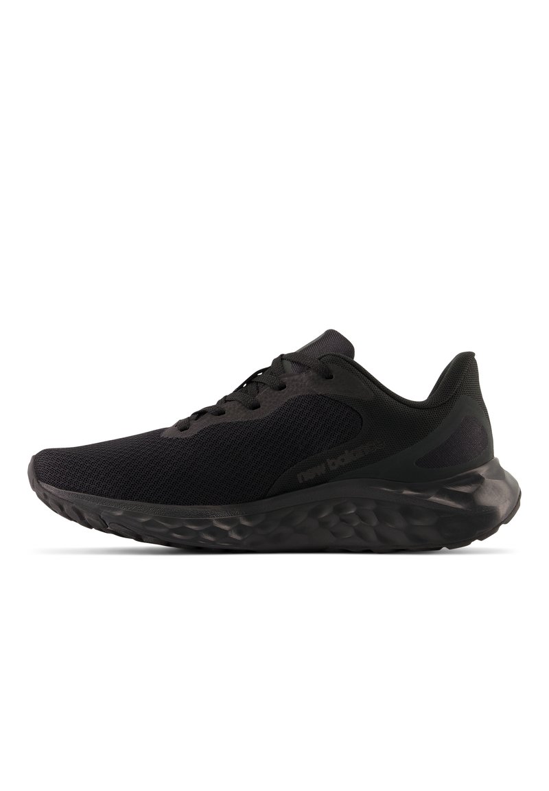 New Balance FRESH FOAM ARISHI V4 - Sapatos para corrida em estrada - black