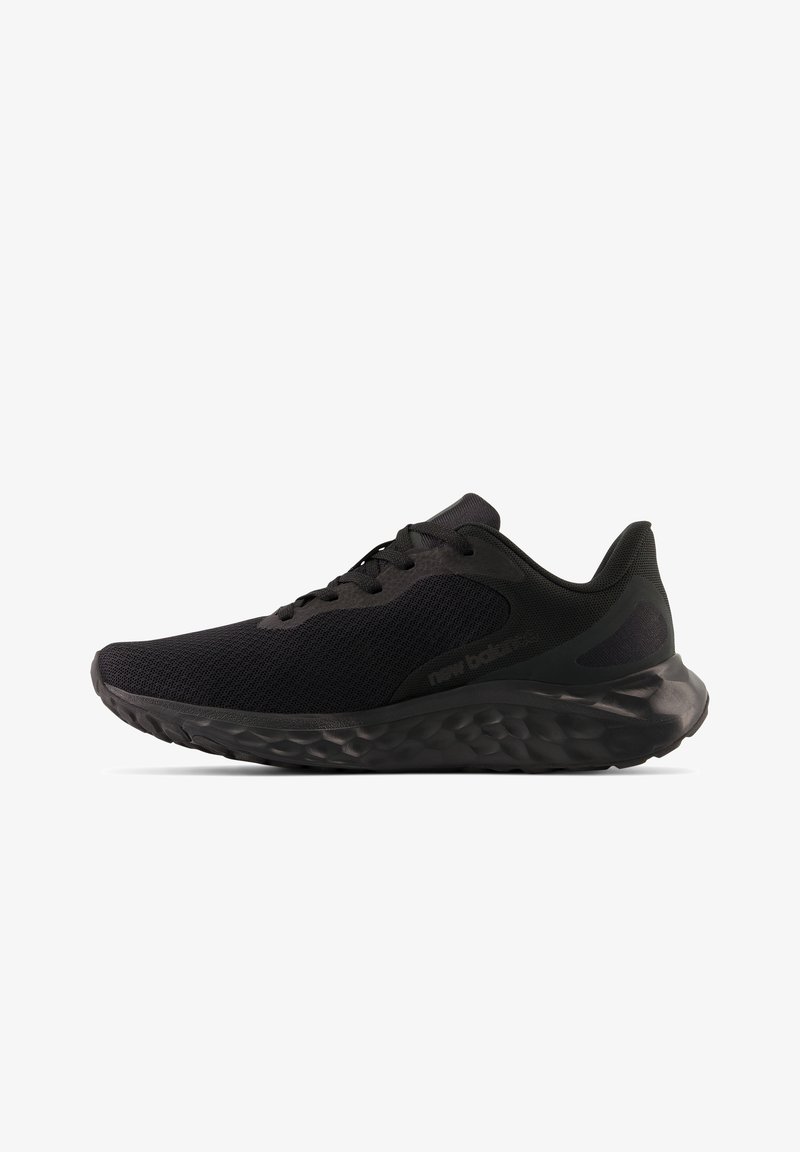 New Balance FRESH FOAM ARISHI V4 - Sapatos para corrida em estrada - black