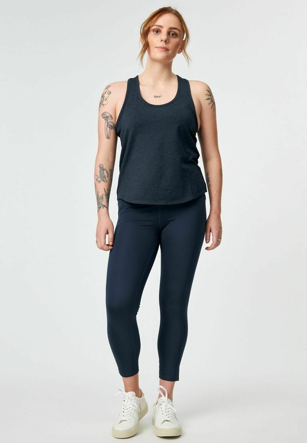 RESET TRAIN  - Top - midnight