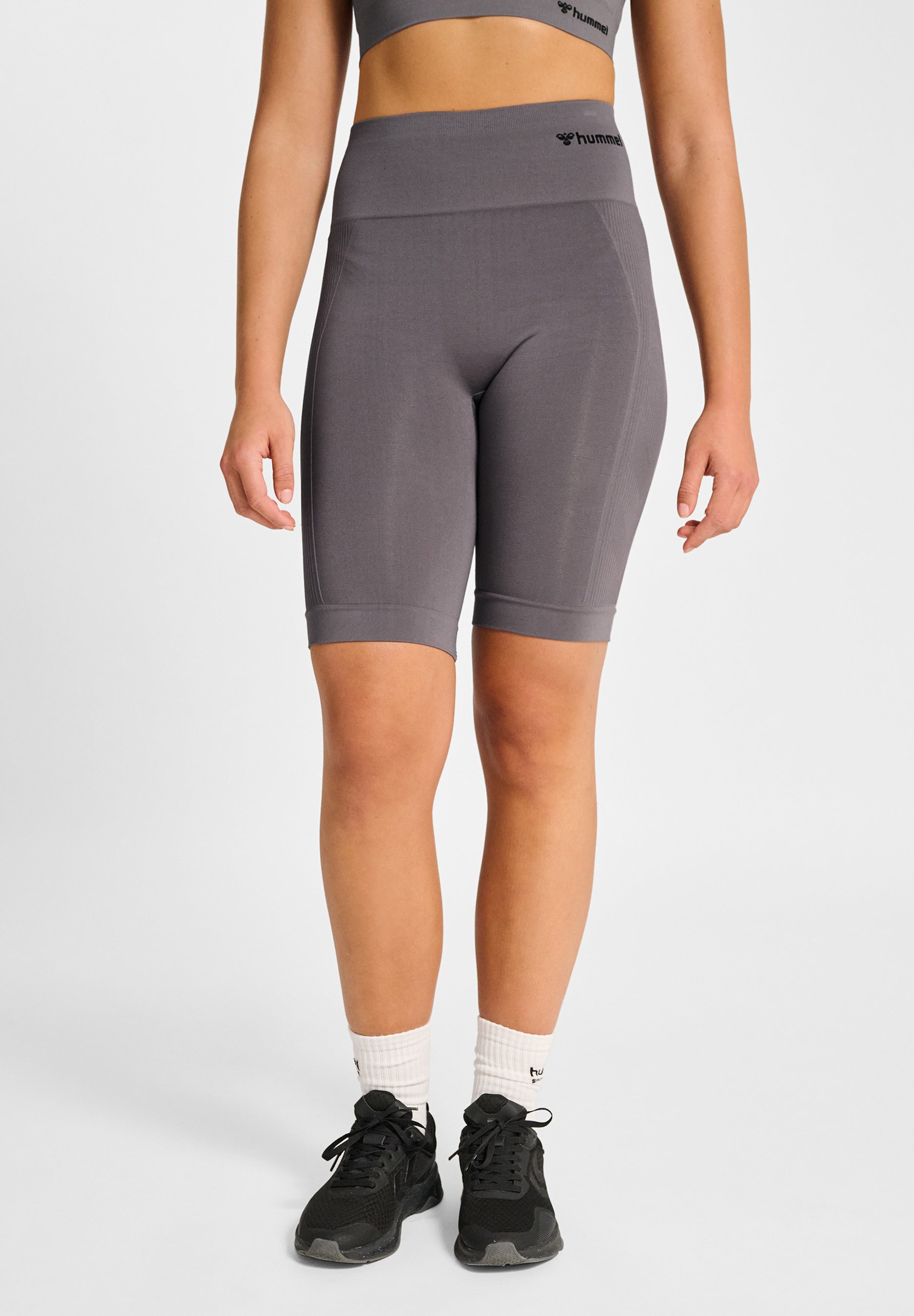 nike cycling shorts grey